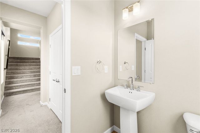 6257 Olde Lockford Court, Las Vegas, NV 89139
