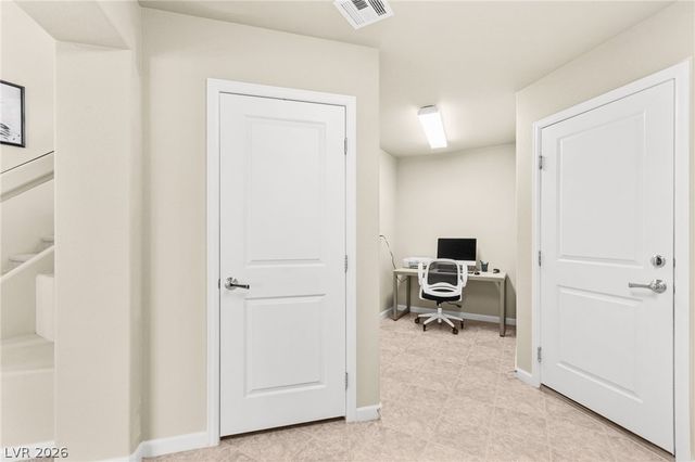 6257 Olde Lockford Court, Las Vegas, NV 89139