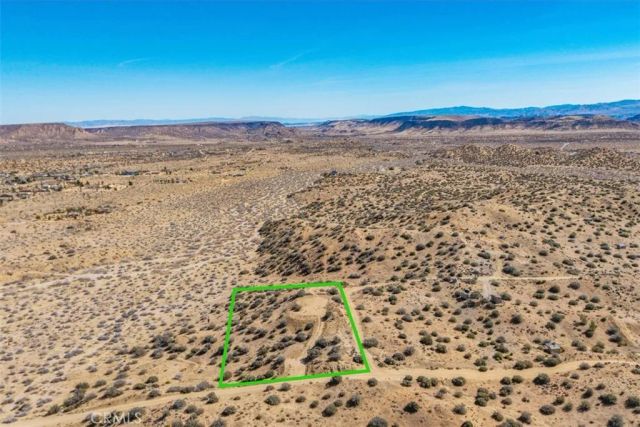 2841 Tumbleweed, Pioneertown, CA 92268