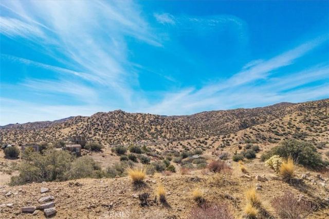 2841 Tumbleweed, Pioneertown, CA 92268