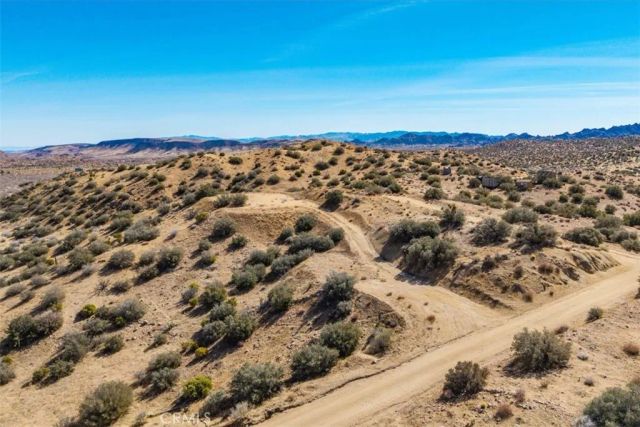 2841 Tumbleweed, Pioneertown, CA 92268