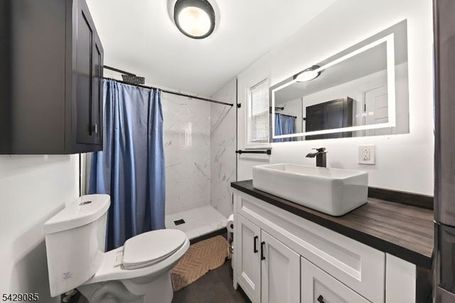 71 Spring St, Nutley Twp., NJ 07110