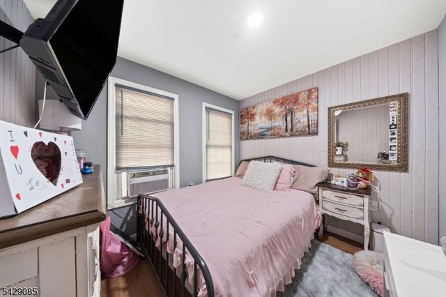 71 Spring St, Nutley Twp., NJ 07110