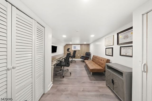 71 Spring St, Nutley Twp., NJ 07110