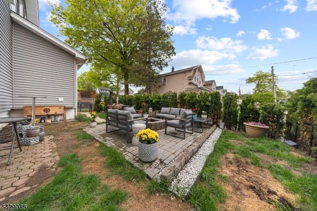 71 Spring St, Nutley Twp., NJ 07110