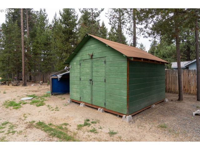 51343 MITCHELL Rd, La Pine, OR 97739