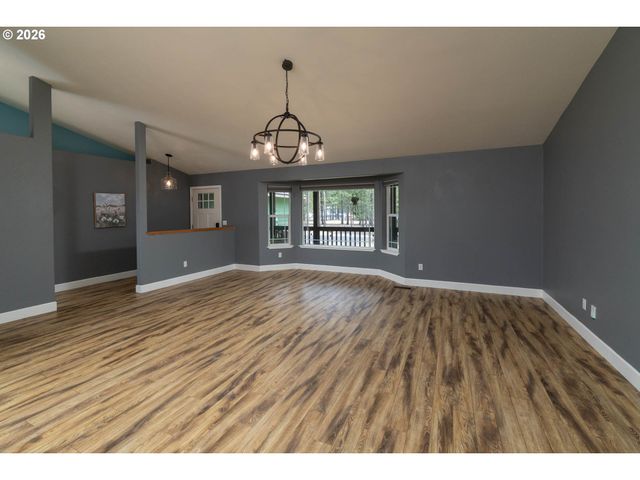 51343 MITCHELL Rd, La Pine, OR 97739