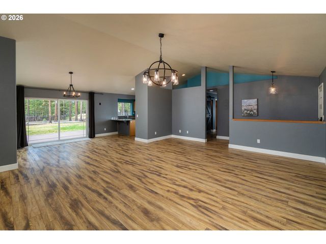 51343 MITCHELL Rd, La Pine, OR 97739
