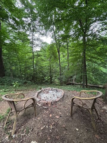 8255 Center Lake Road, Nineveh, IN 46164