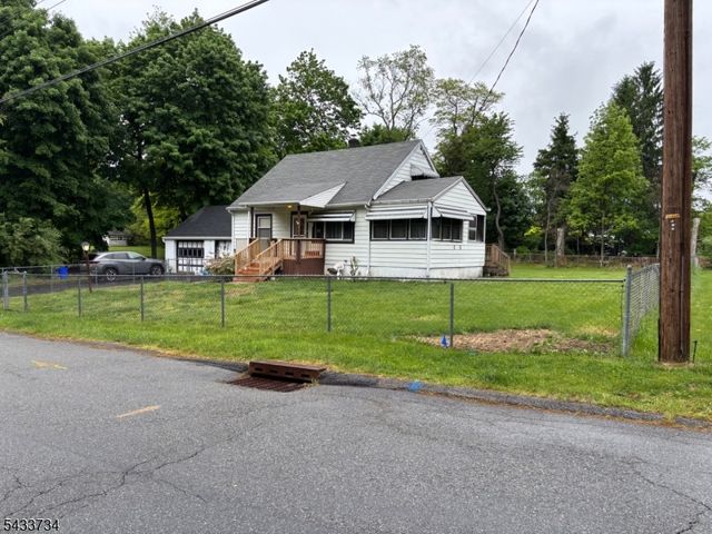 33 Longview Ave, Randolph Twp., NJ 07869