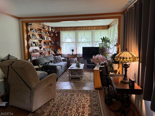 33 Longview Ave, Randolph Twp., NJ 07869