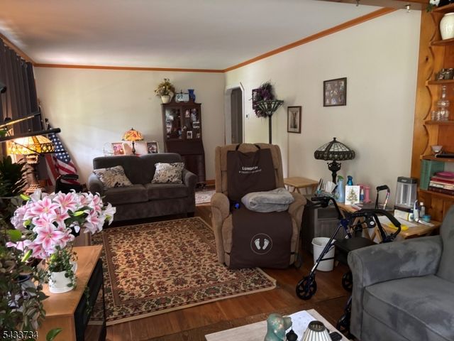 33 Longview Ave, Randolph Twp., NJ 07869