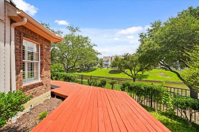 9420 Blue Jay Way, Irving, TX 75063