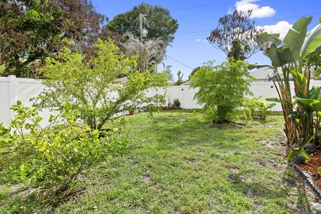 766 SW Byron Street, Port St. Lucie, Port St Lucie, FL 34983