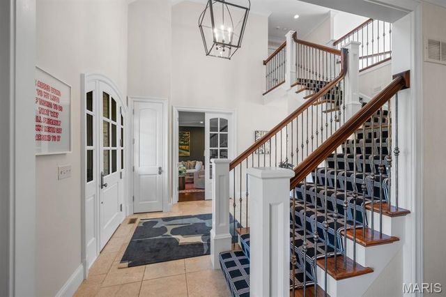 12 Ladue Manor, Ladue, MO 63124