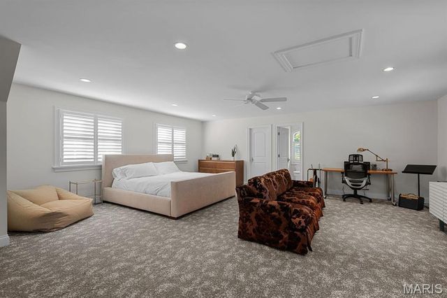 12 Ladue Manor, Ladue, MO 63124