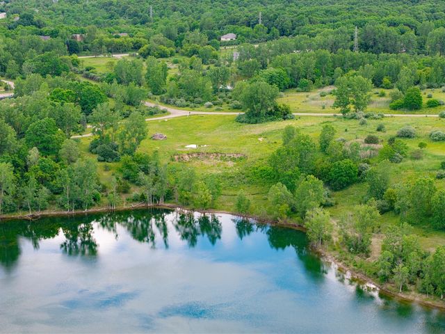 5670 E Stone Valley Drive, Ann Arbor, MI 48105