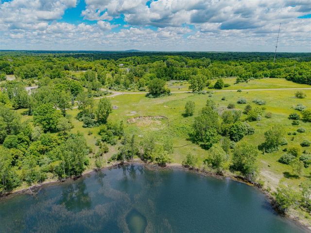 5670 E Stone Valley Drive, Ann Arbor, MI 48105