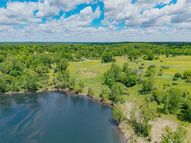 5670 E Stone Valley Drive, Ann Arbor, MI 48105