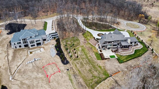 5670 E Stone Valley Drive, Ann Arbor, MI 48105