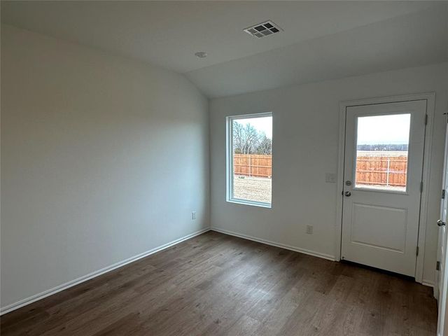 1182 Newcastle Farms Drive, Newcastle, OK 73065