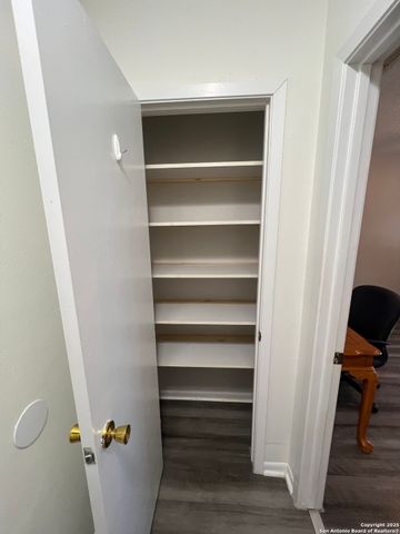 1404 Glendale, Beeville, TX 78102