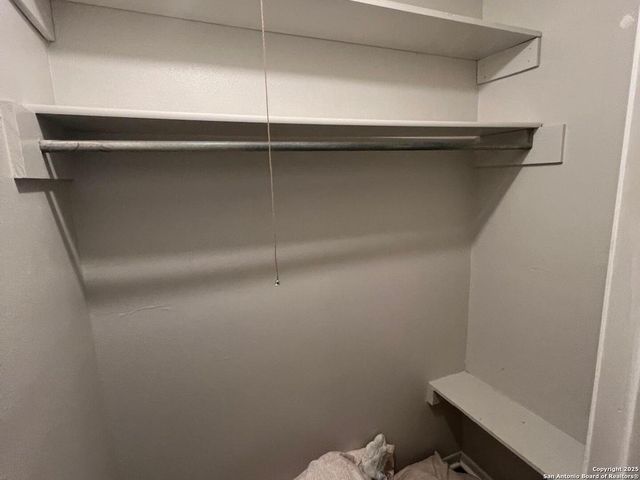 1404 Glendale, Beeville, TX 78102