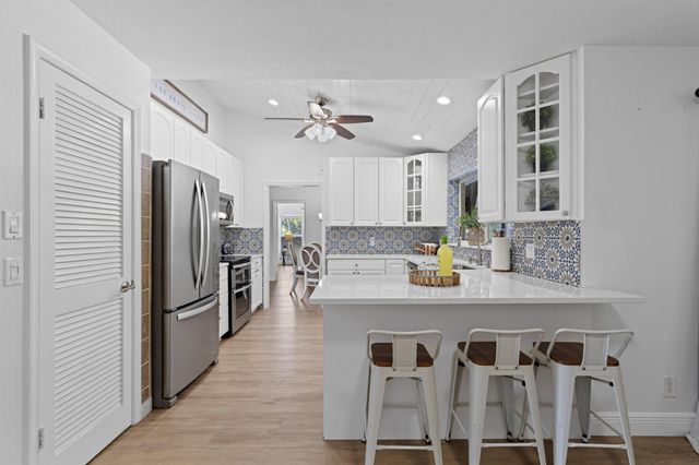 1887 Finn Hill Drive, Boynton Beach, FL 33426