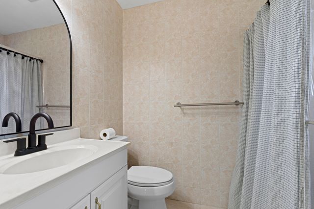 1887 Finn Hill Drive, Boynton Beach, FL 33426