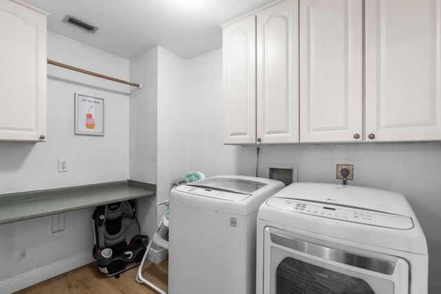 1887 Finn Hill Drive, Boynton Beach, FL 33426