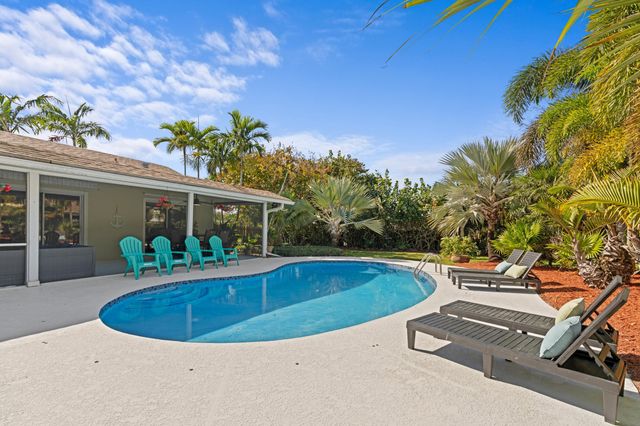 1887 Finn Hill Drive, Boynton Beach, FL 33426