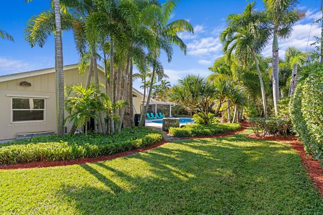 1887 Finn Hill Drive, Boynton Beach, FL 33426