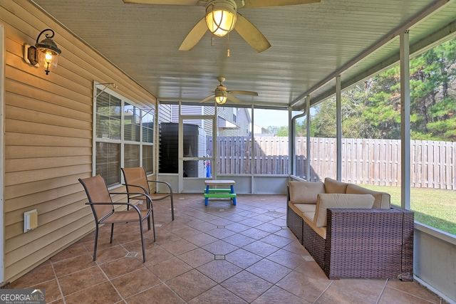 10 Chapel Lake N, Savannah, GA 31419