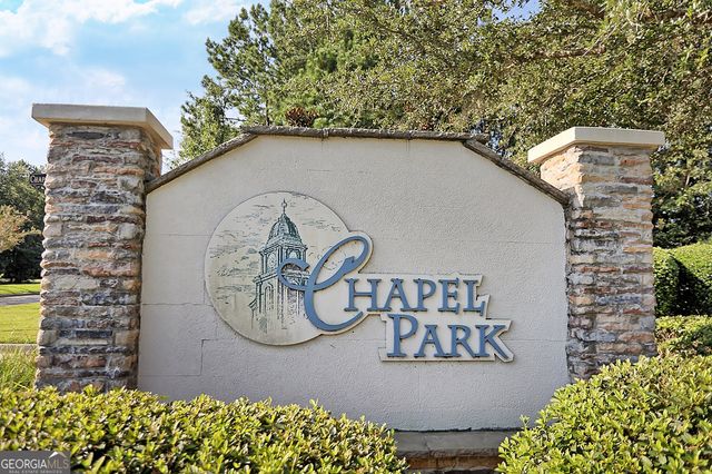 10 Chapel Lake N, Savannah, GA 31419