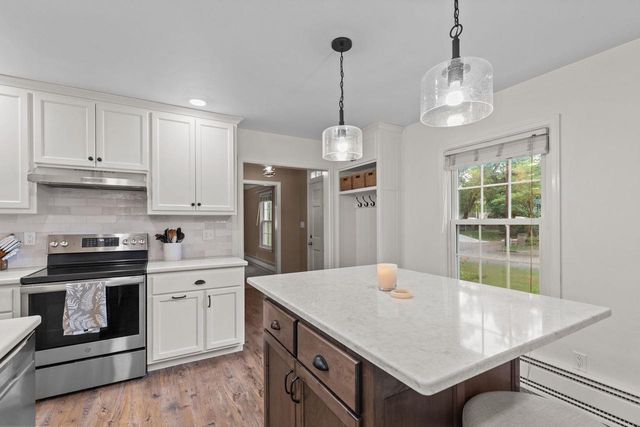 165 RIVER DRIVE, Appleton, WI 54915