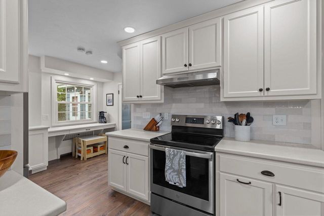 165 RIVER DRIVE, Appleton, WI 54915