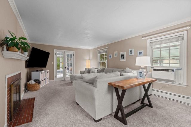 165 RIVER DRIVE, Appleton, WI 54915