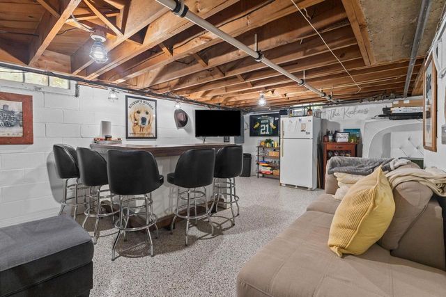 165 RIVER DRIVE, Appleton, WI 54915