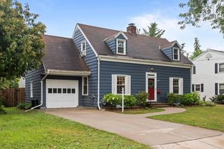165 RIVER DRIVE, Appleton, WI 54915