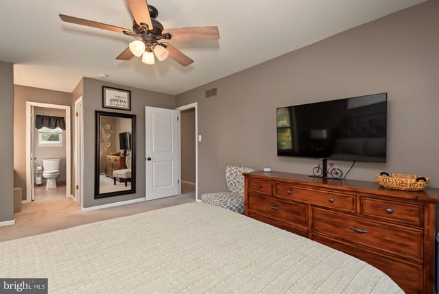 104 FLINTLOCK CIR, Lansdale, PA 19446