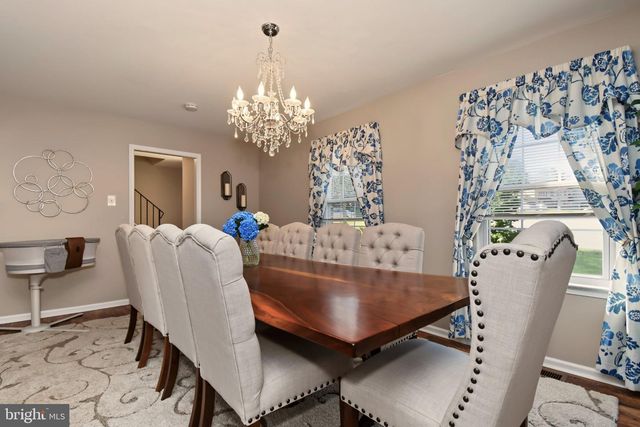 104 FLINTLOCK CIR, Lansdale, PA 19446