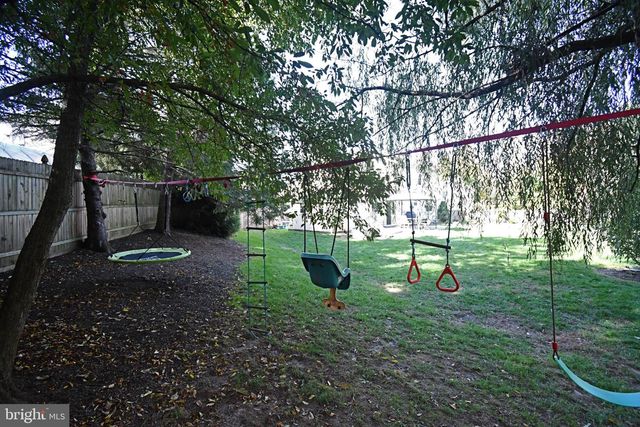 104 FLINTLOCK CIR, Lansdale, PA 19446