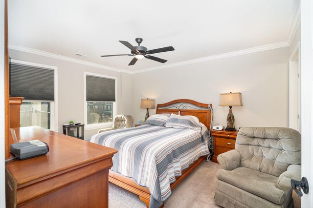 2500 Elyria Court, Crescent Springs, KY 41017