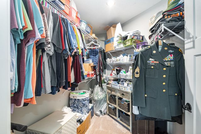 2500 Elyria Court, Crescent Springs, KY 41017