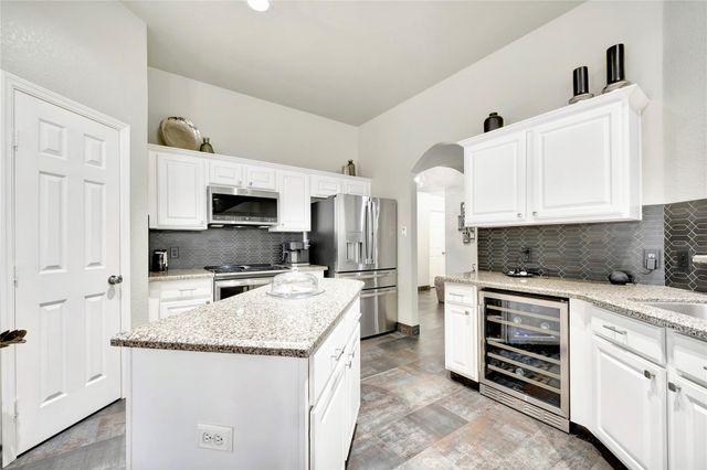1718 Buckingham Drive, Pasadena, TX 77504