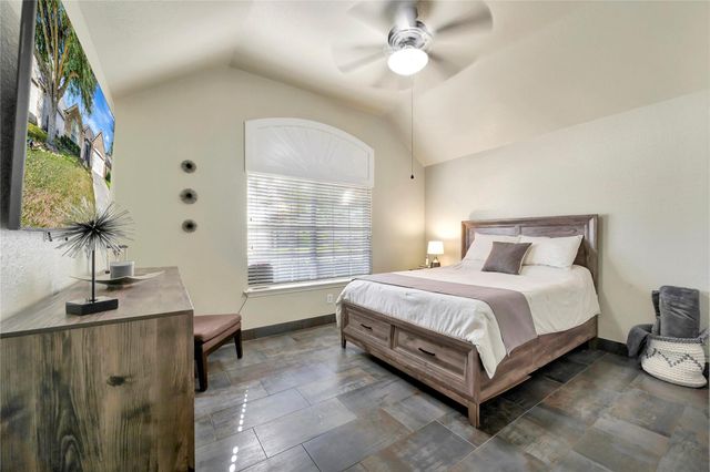 1718 Buckingham Drive, Pasadena, TX 77504
