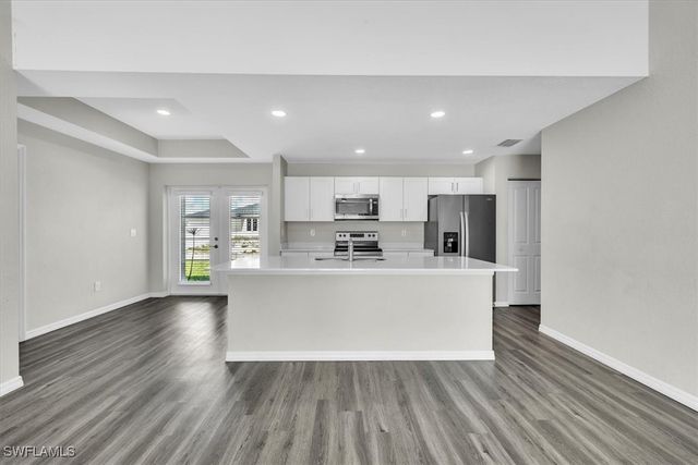 412 NE 25th ST, Cape Coral, FL 33909