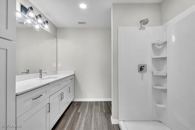 412 NE 25th ST, Cape Coral, FL 33909