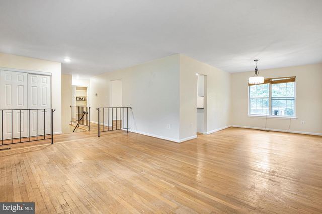 804 CASCADE DR, Fort Washington, MD 20744