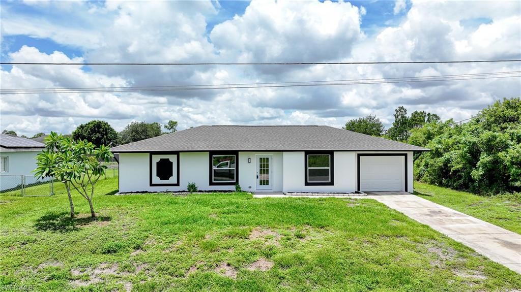 3209 15th ST SW, Lehigh Acres, FL 33976